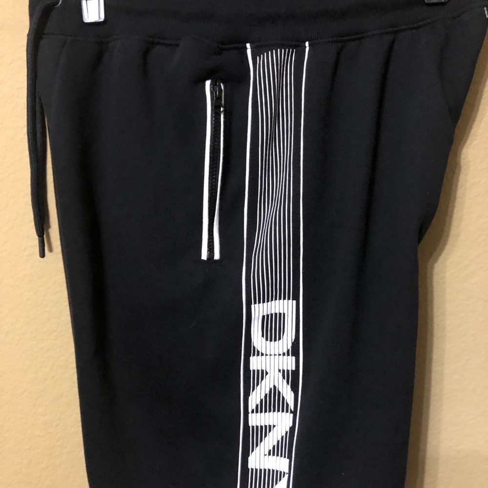 DKNY Men's Track Shorts Small